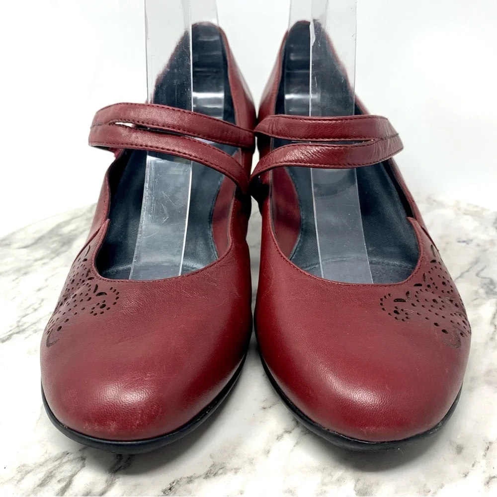 Umberto Raffini Red Leather Comfort Mary Janes 39.5 Retro Whimsigoth Avant Garde
